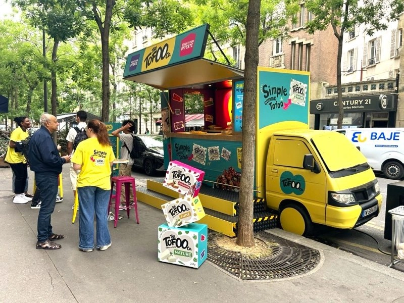 Tofoo Truck Animation Commerciale Globe Groupe
