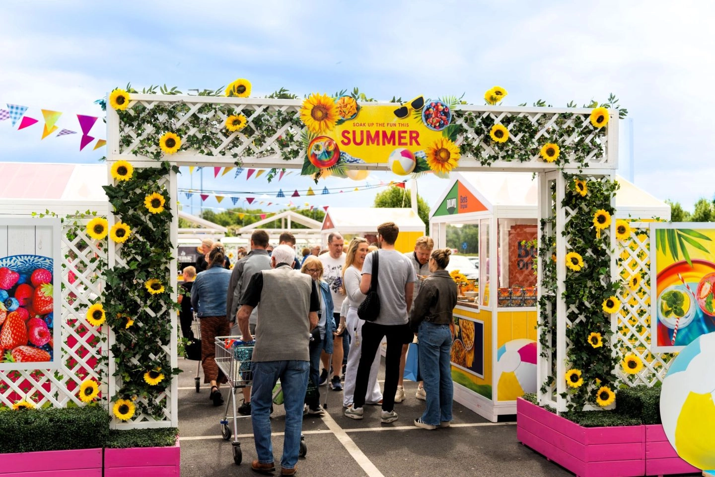 Tesco Summer Roadshow N2o Globe Groupe