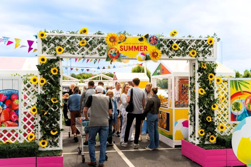 Tesco Summer Roadshow N2o Globe Groupe