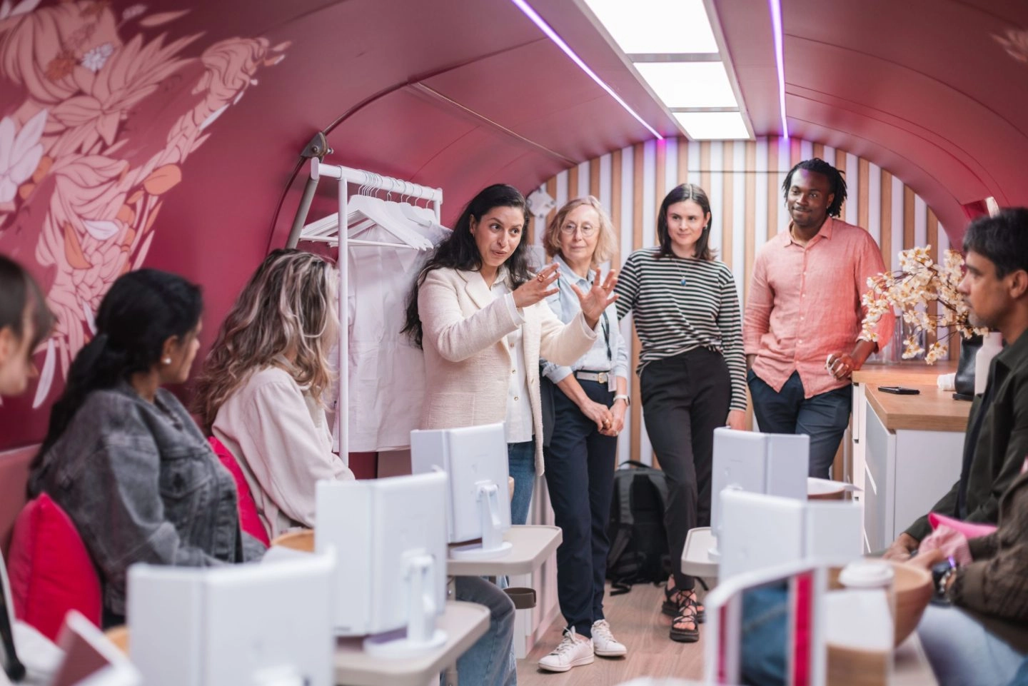 Roadshow Fondation Loreal Pop Up Globe Groupe